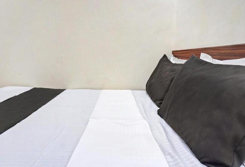 فندق Oyo Nutan Lodging
