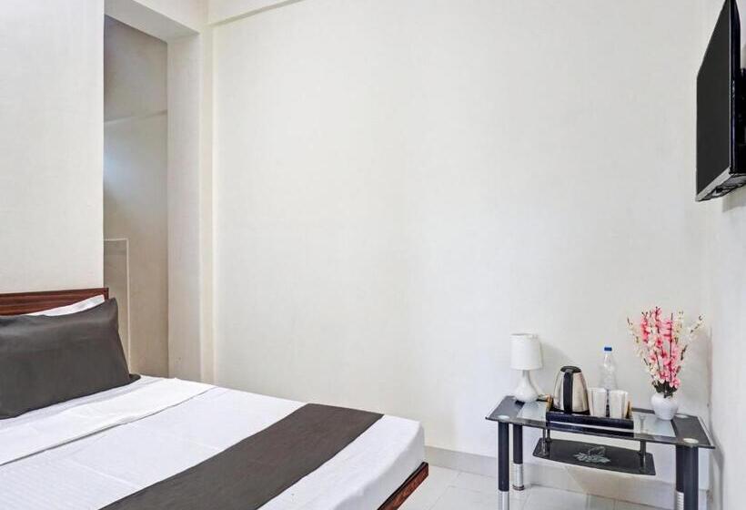 فندق Oyo Nutan Lodging