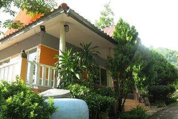 پانسیون จันทรา รีสอร์ต เอราวัณ Jantra Resort Erawan Kanchanaburi