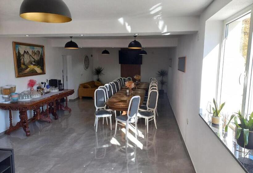 پانسیون Casa Bobu Arieseni