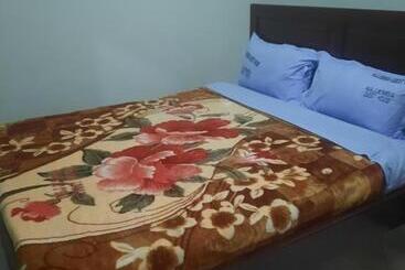 پانسیون Najjemba Guest House