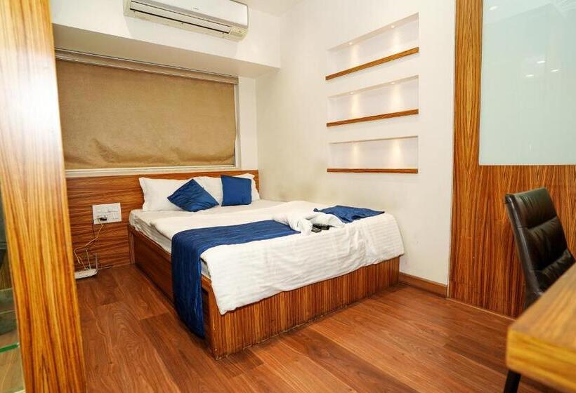 Zenith Homes Powai Suites