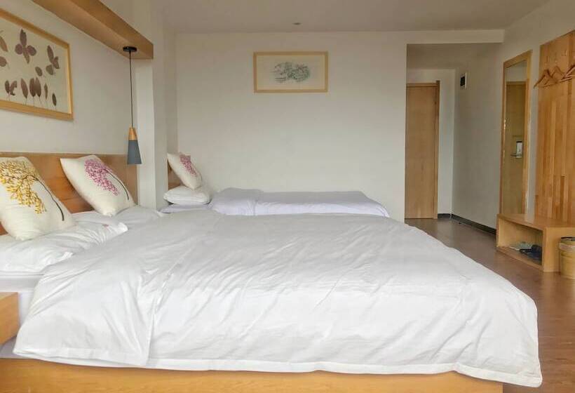 Albergue Travelling With Hotel Long Ji Ping An