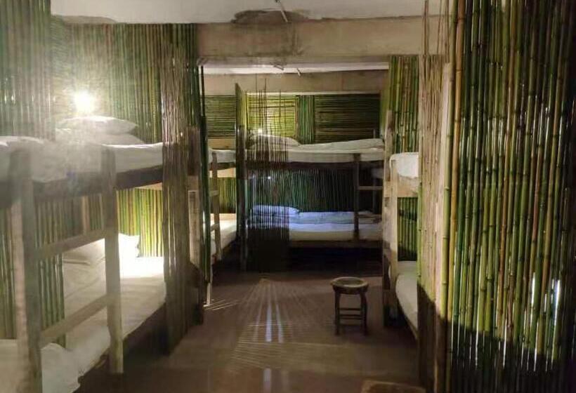 مبيت وإفطار Green Hostel & Sunny Guesthouse