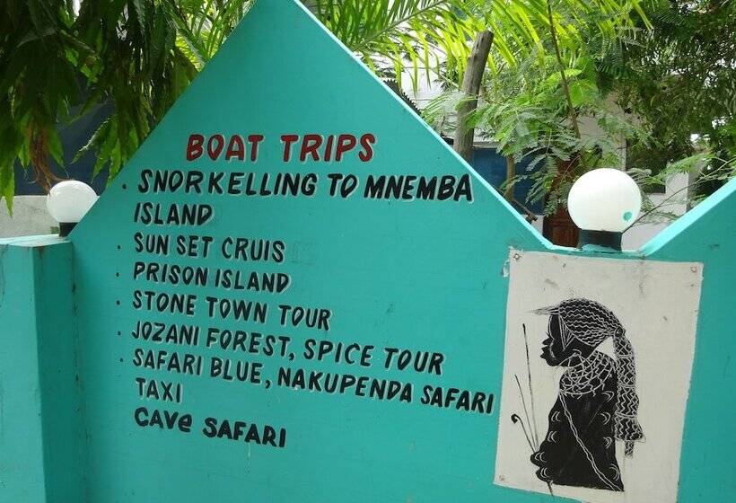 تختخواب و صبحانه Homeland Swahili Lodge   Hostel