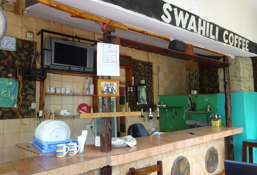 تختخواب و صبحانه Homeland Swahili Lodge   Hostel