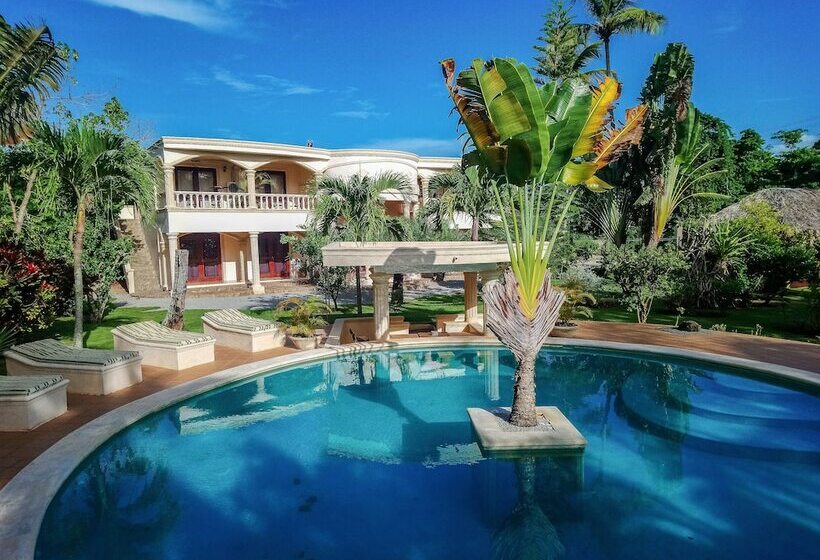 تختخواب و صبحانه Villa La Plantacion