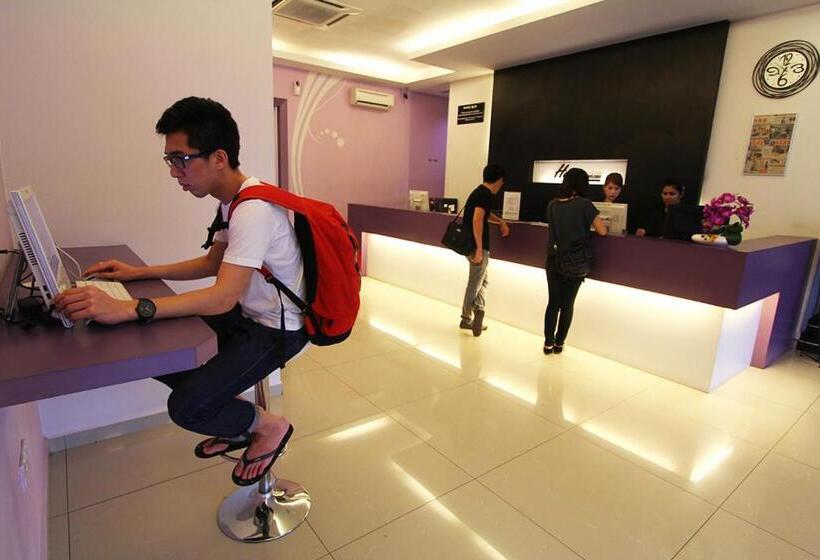 בית מלון כפרי Here