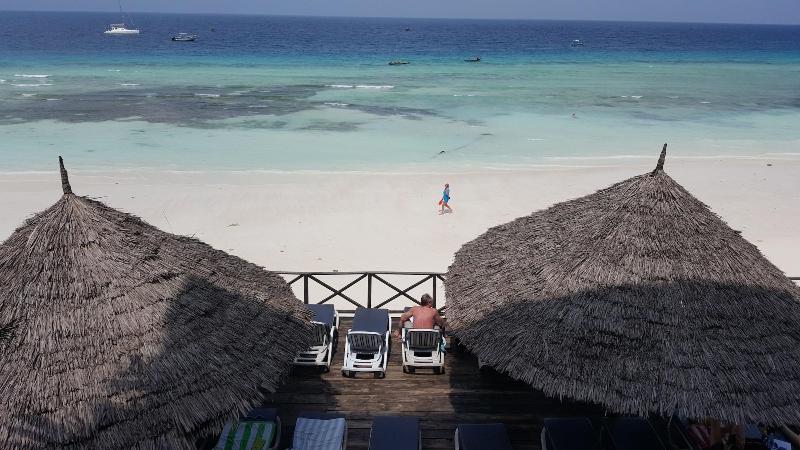 ホテル Langi Langi Beach Bungalows