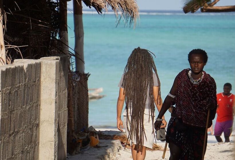 בית מלון כפרי Paje By Night Bungalows