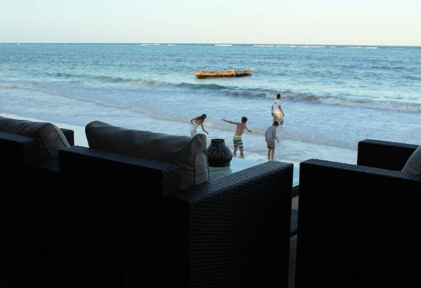 هتل Zawadi Beach Villas