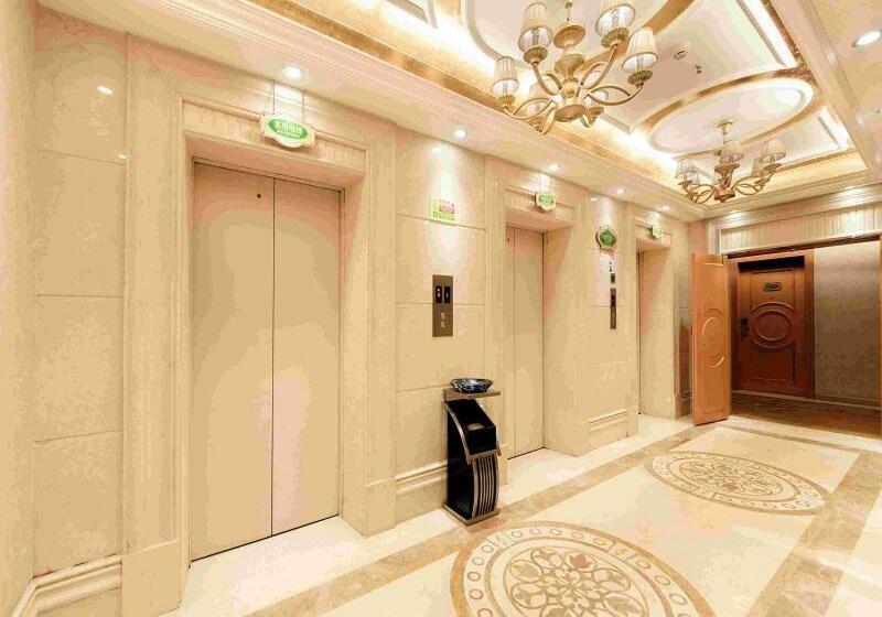 Vienna International Hotel Zhuzhou Railway Station Central Plaza