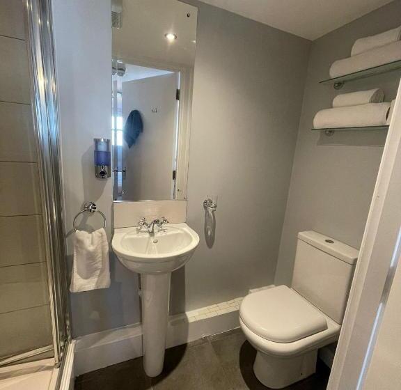 호스텔 Blackbull With Rooms Lower