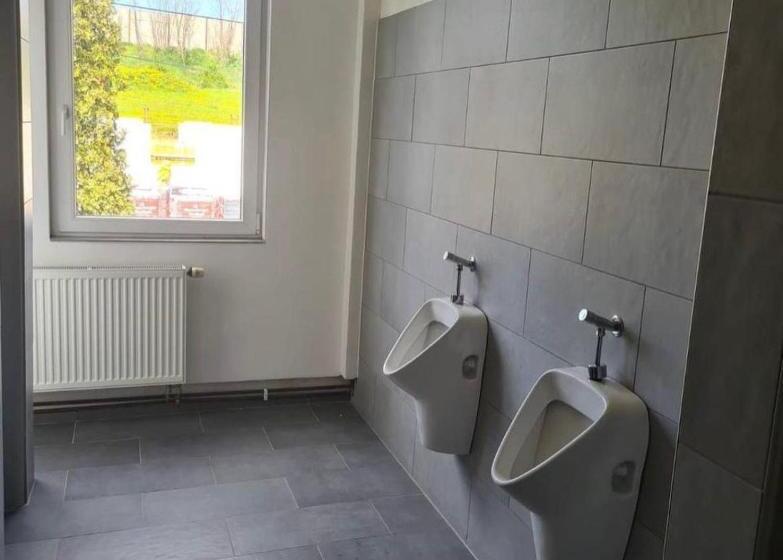 הוסטל Global Hostal