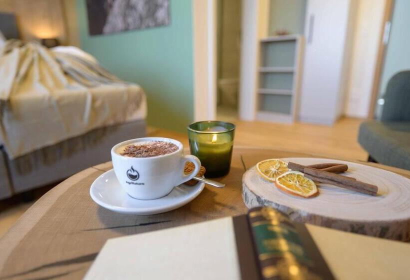 Alphotel Biel Kinzig   Access By Cable Car Only!