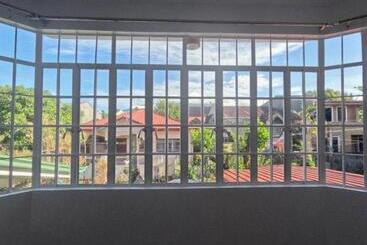 تختخواب و صبحانه Bahay Ko Vacation Home In Sariaya Quezon