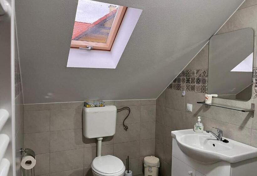 تختخواب و صبحانه Casa Timea Vendégház