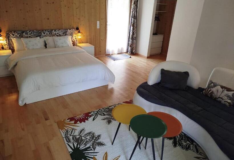 مبيت وإفطار Grange Du Lac