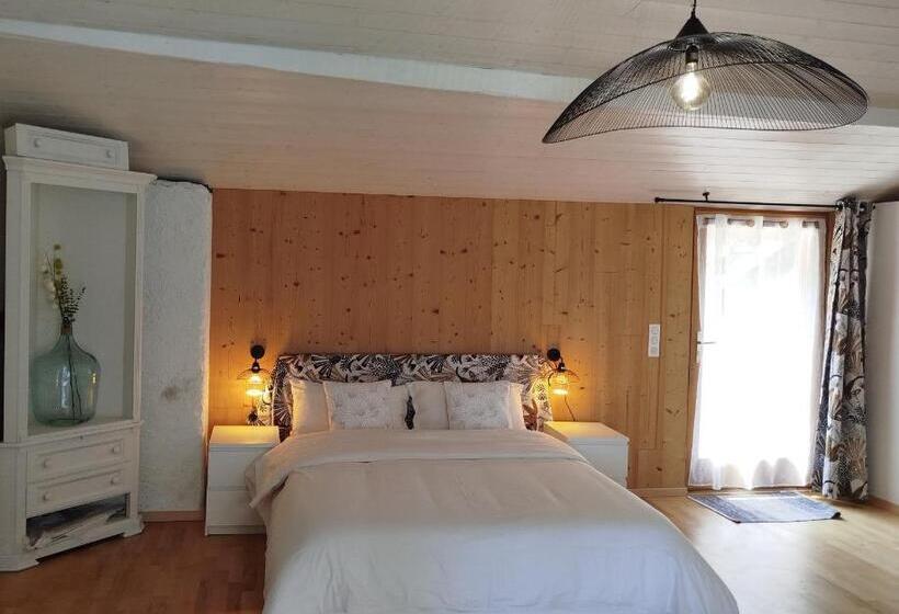 مبيت وإفطار Grange Du Lac