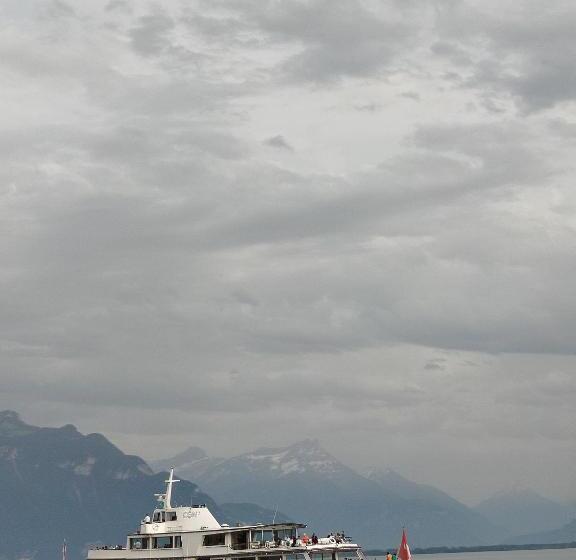 مبيت وإفطار Grange Du Lac