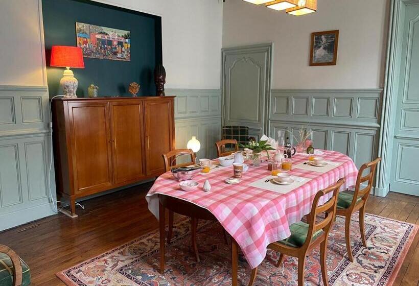 تختخواب و صبحانه Le Clos De L Ecu