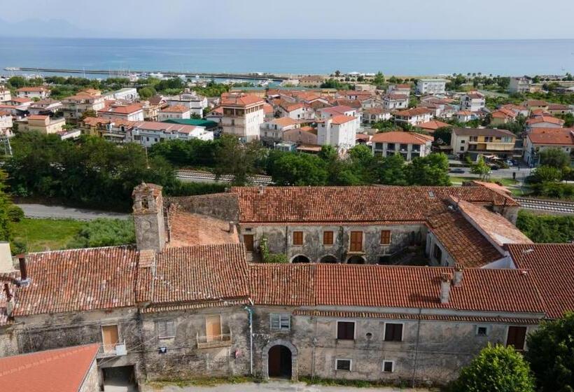 住宿加早餐  Maison De Curtis