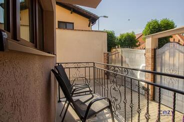 Cozy Brand New Boutique Aparthotel Brasov