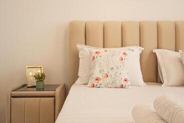 Cozy Brand New Boutique Aparthotel Brasov