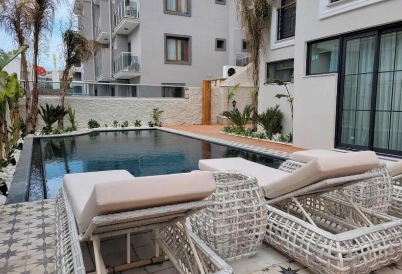 Dbd Hotel çeşme