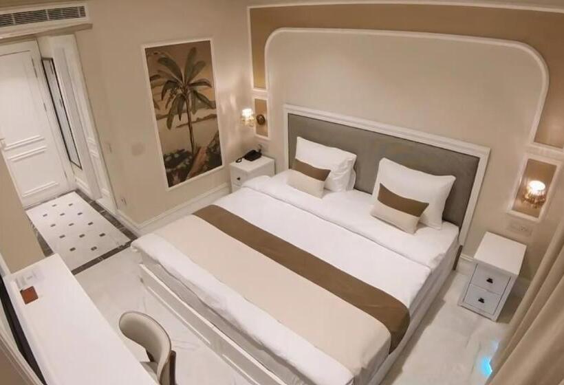 Dbd Hotel çeşme