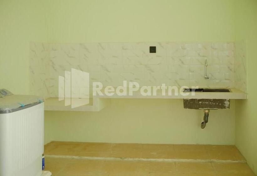هتل Saijaan Guesthouse Unej Redpartner