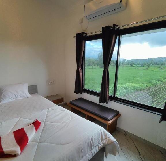 호텔 Shri Resort & Lodging