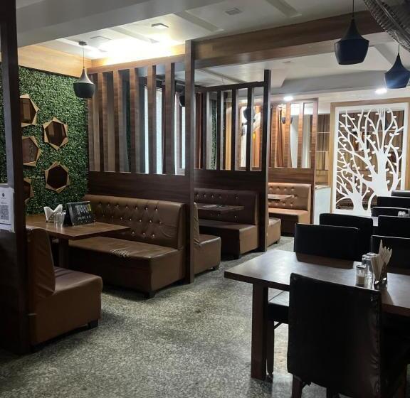 בית מלון כפרי Vrinda Sarovar