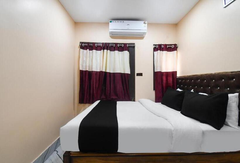 Oyo Hotel Silver Star
