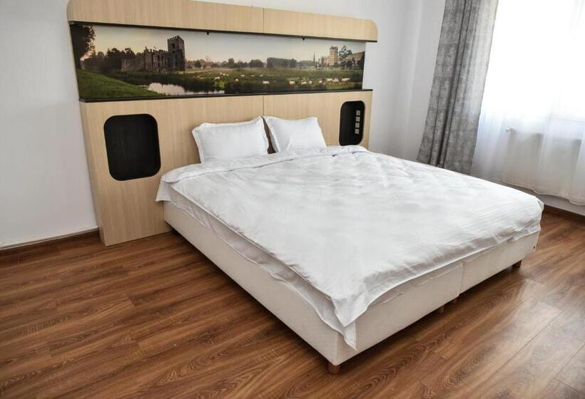 پانسیون Apartament S Moise