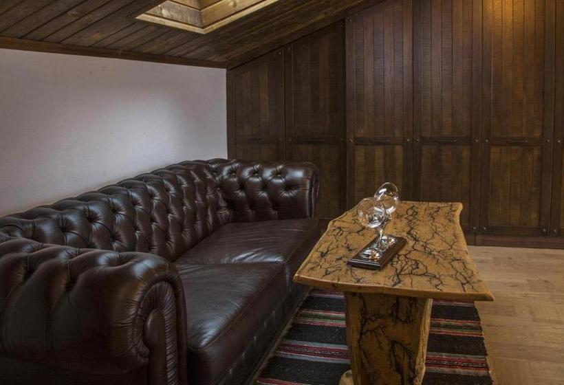 פנסיון Chateau Erkech