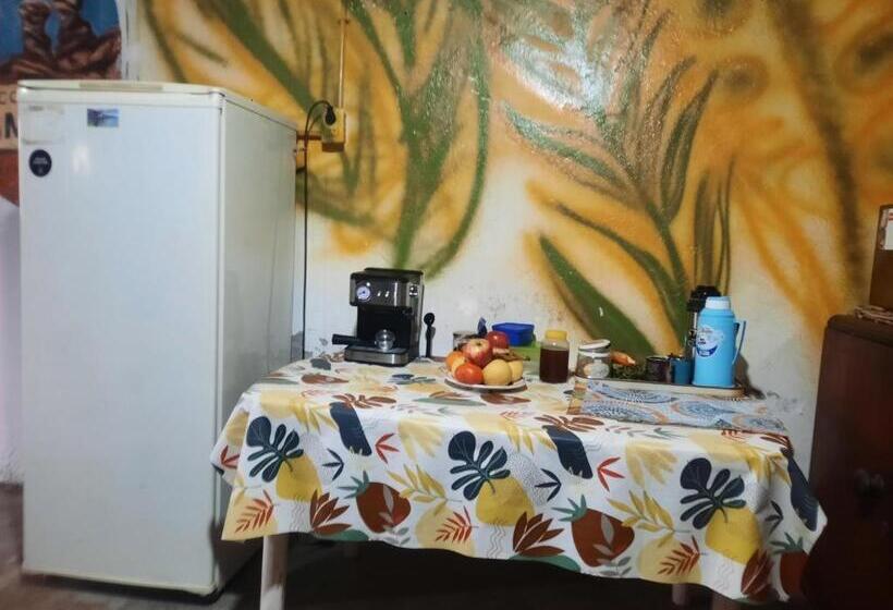 بنسيون Hostel El Submarino