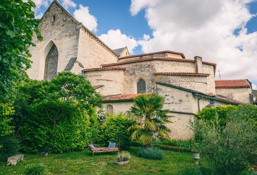 پانسیون Le Prieuré Sainte Croix