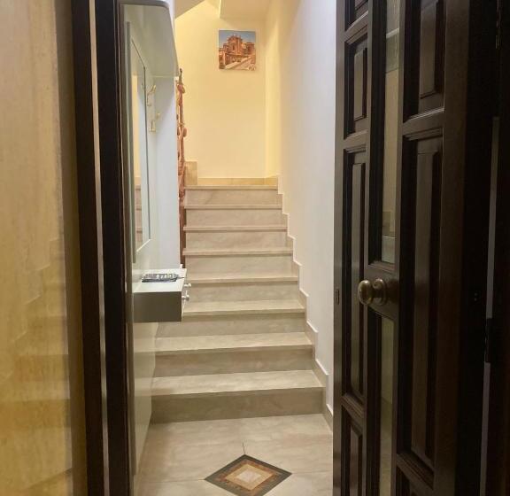 پانسیون Sofia Rooms