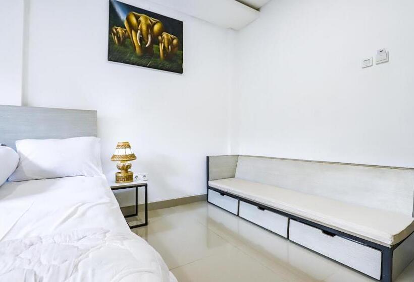 Пансион White Blue House   Private Room, Shared Pool And Kitchen   8