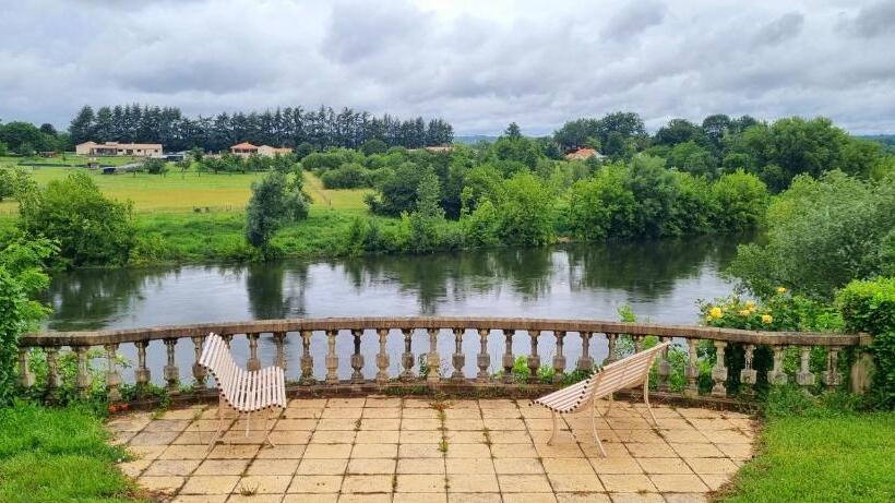 تختخواب و صبحانه Bergerac Chambre D Hôte Oiseaux De Paradis
