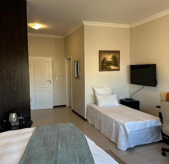 Cora S Boutique Bed & Breakfast