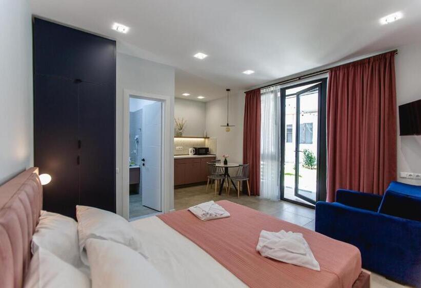 هتل Central Inn