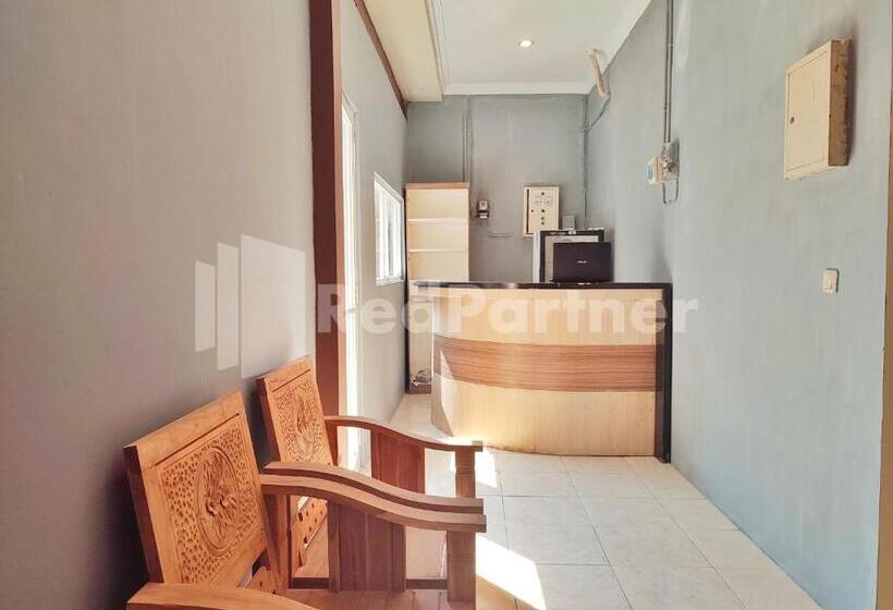 هتل Mutiara Residence Near Simpang Lima Mitra Reddoorz