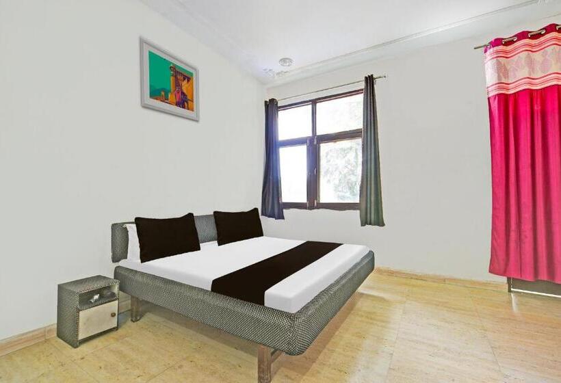 Отель O Amour Home Stay