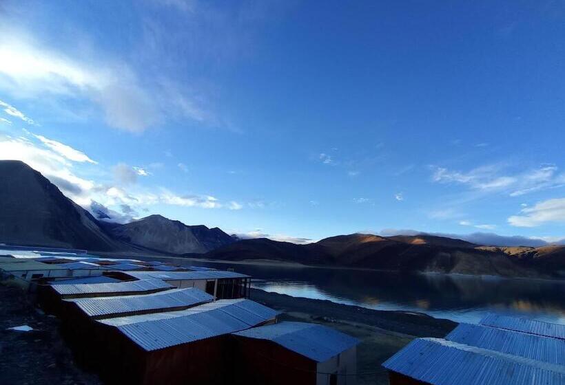 فندق Pangong Rainbow Cottage
