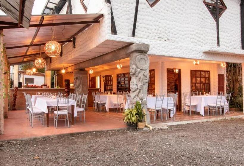 هتل Valladollyd San Agustín