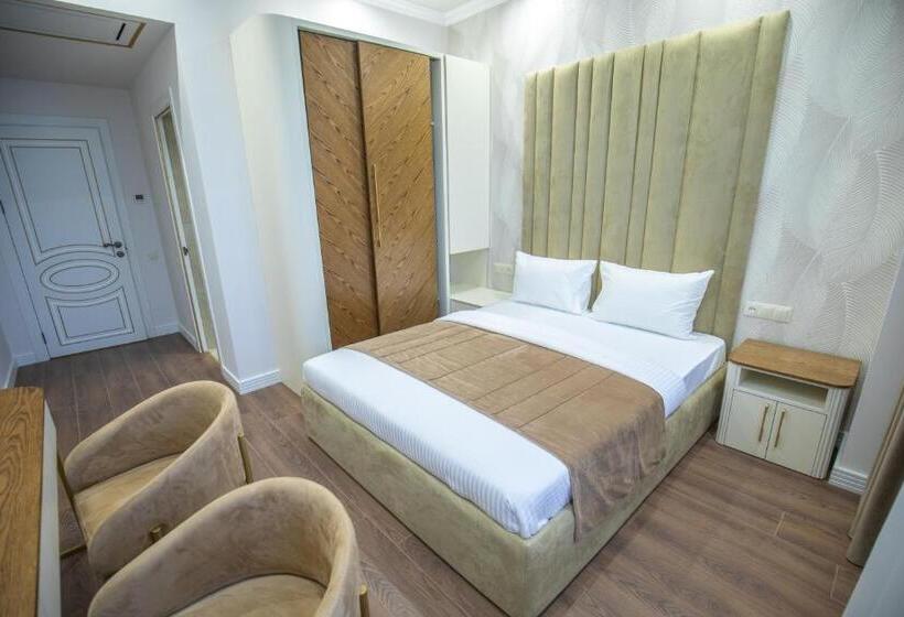 Ketrin Hotel Restaurant