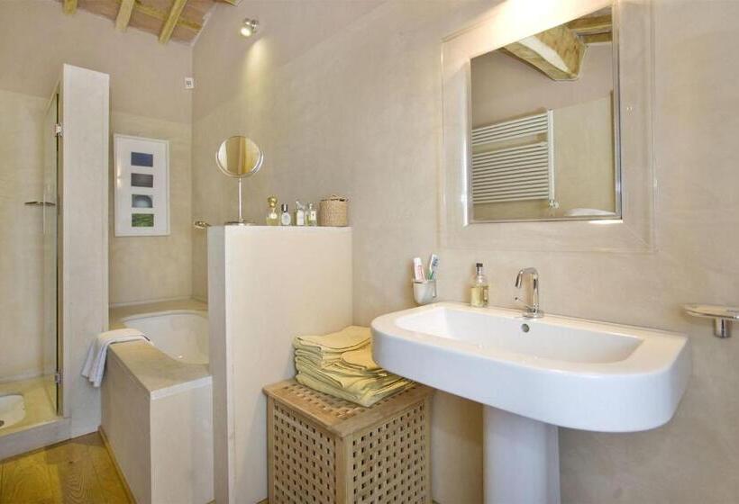 پانسیون Albergo Moderno Con Bella Piscina