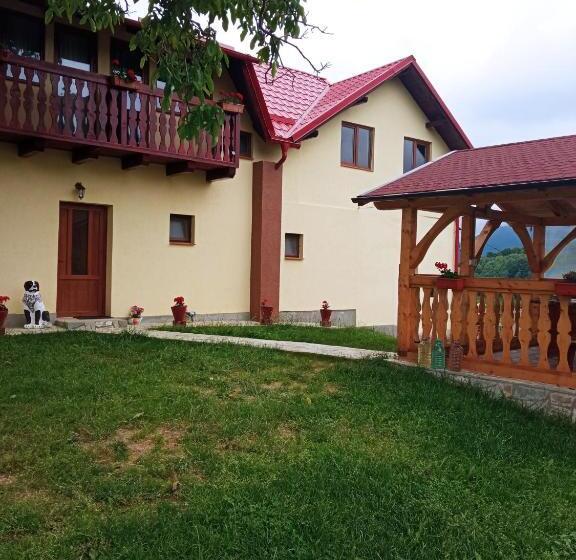 بنسيون Casa Colț De Rai